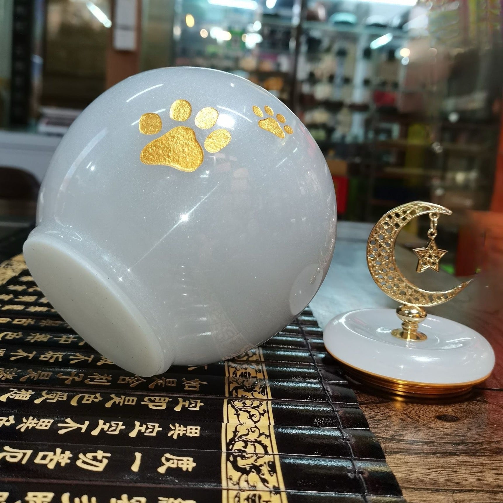 Pawlsle Trails Pet urn supplies, pet funeral supplies, light luxury high-end urn, moisture-proof urn