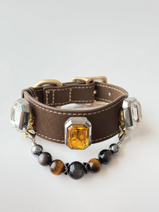 Pawlsle Trails Luxurious microfiber pet collar adorned with gemstones and a crystal bead chain; designed to be gentle on fur—perfect for photoshoots and festive occasions. Style 1