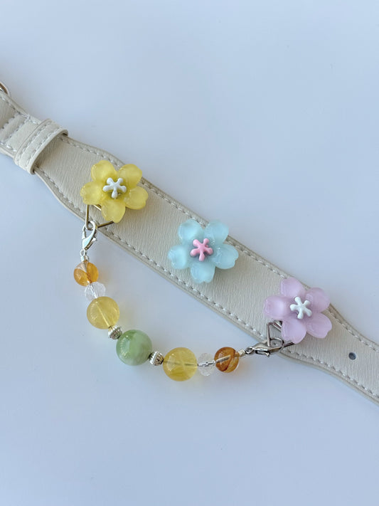 Pawlsle Trails Cherry Blossom Beaded Pet Collar – A handmade, rainbow-colored collar for cats and dogs, featuring a detachable beaded chain; this adorable, macaron-toned accessory is designed to be gentle and won’t snag or pull on your pet’s fur. Style 1