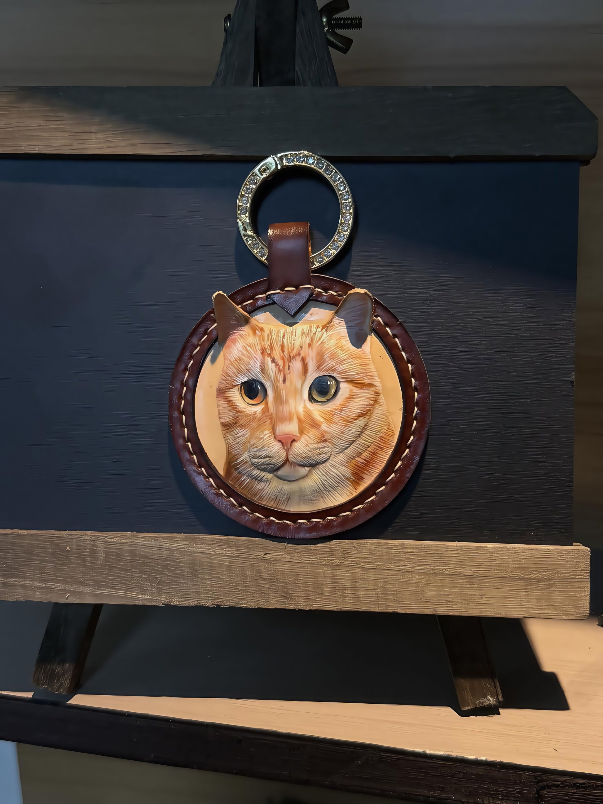 Pawlsle Trails Pet memorial leather carving pendants, pet custom leather carving jewelry keychains, pet souvenirs