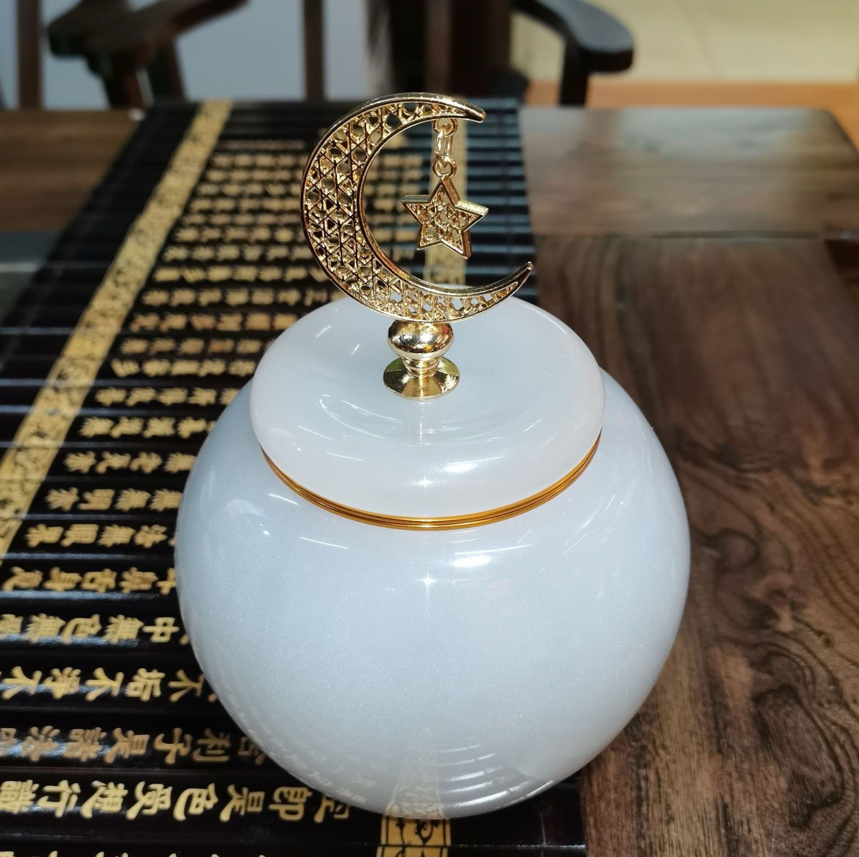 Pawlsle Trails Pet urn supplies, pet funeral supplies, light luxury high-end urn, moisture-proof urn