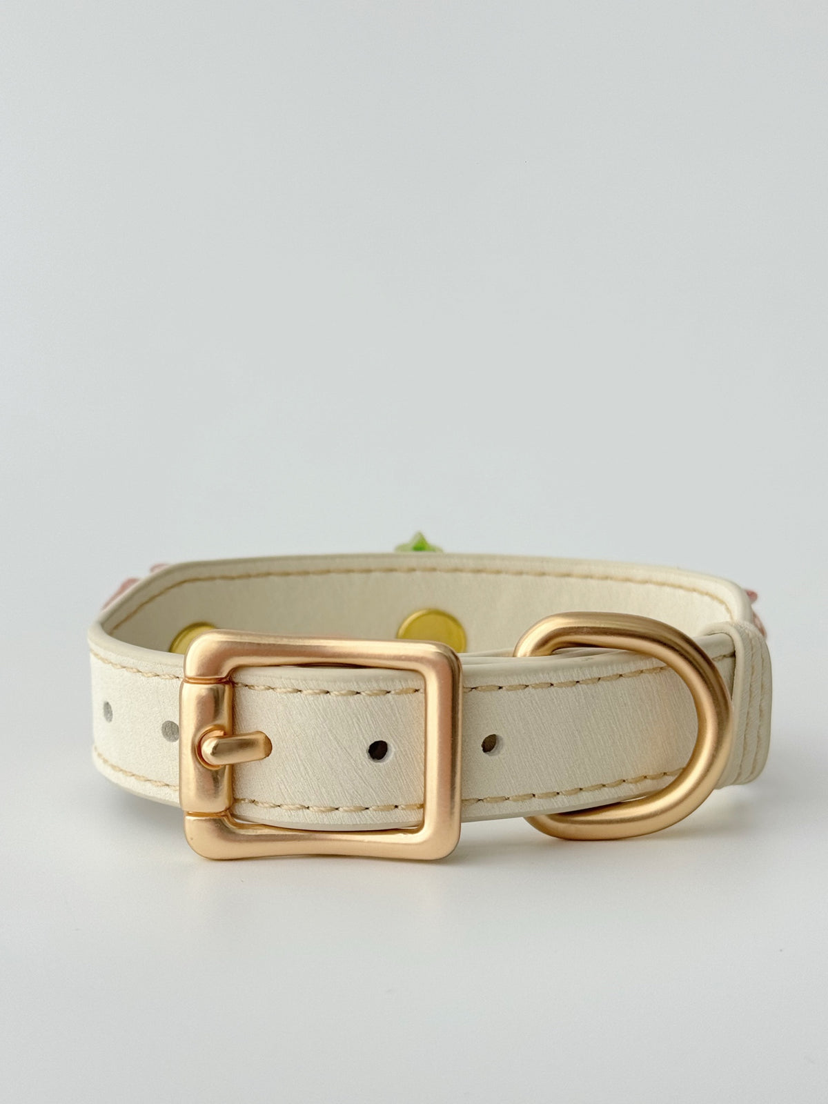 Pawlsle Trails Christmas Reindeer Leather and Crystal Collar, Hand-Beaded Christmas Pet Collar