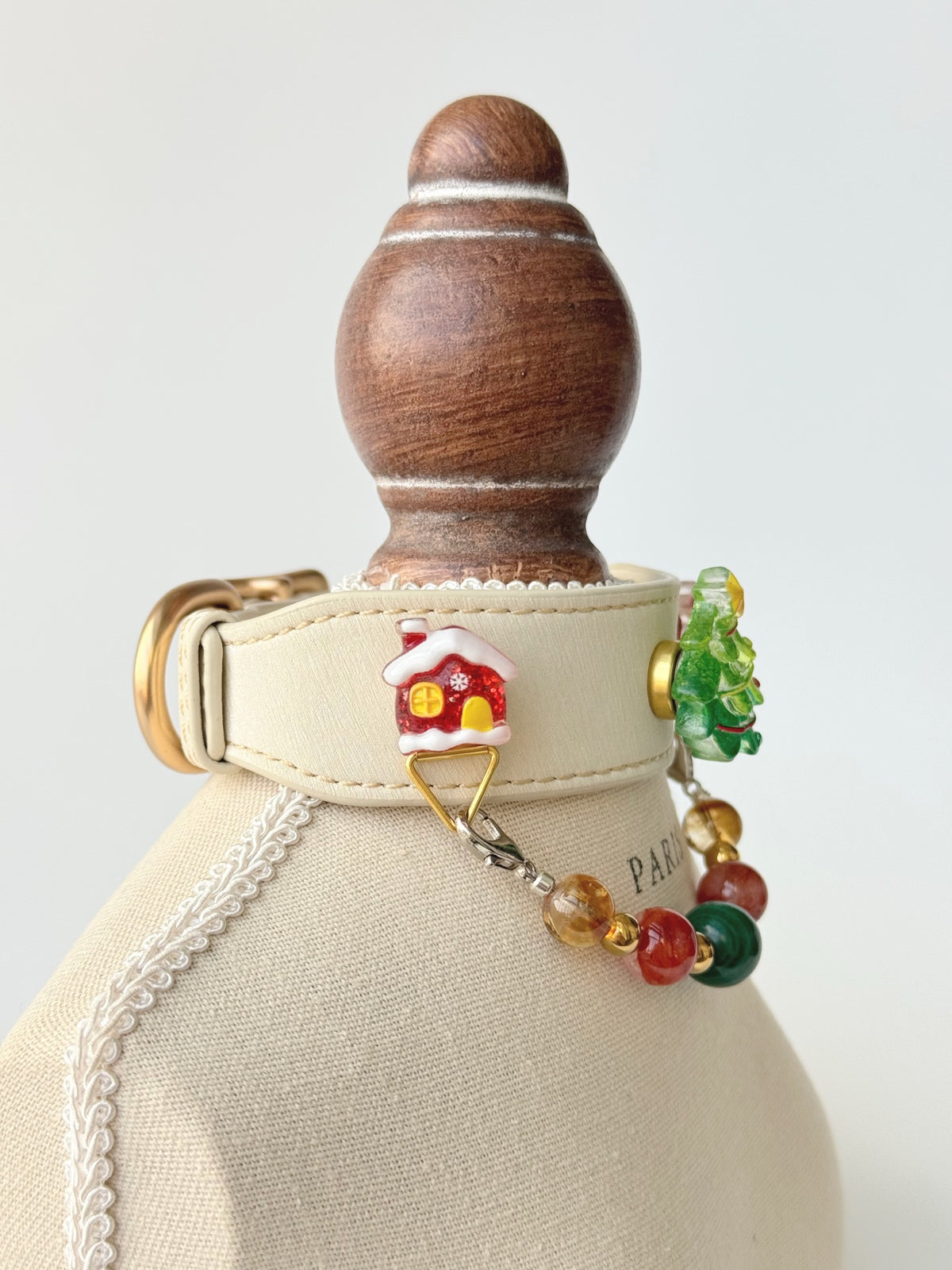Pawlsle Trails Festive Sparkling Pet Collar Set, featuring a Christmas tree design and crafted from high-quality leather and natural crystal beads.