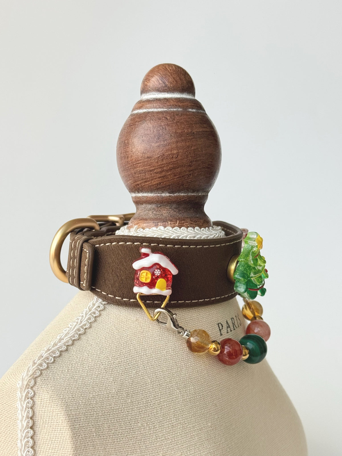 Pawlsle Trails Festive Sparkling Pet Collar Set, featuring a Christmas tree design and crafted from high-quality leather and natural crystal beads.