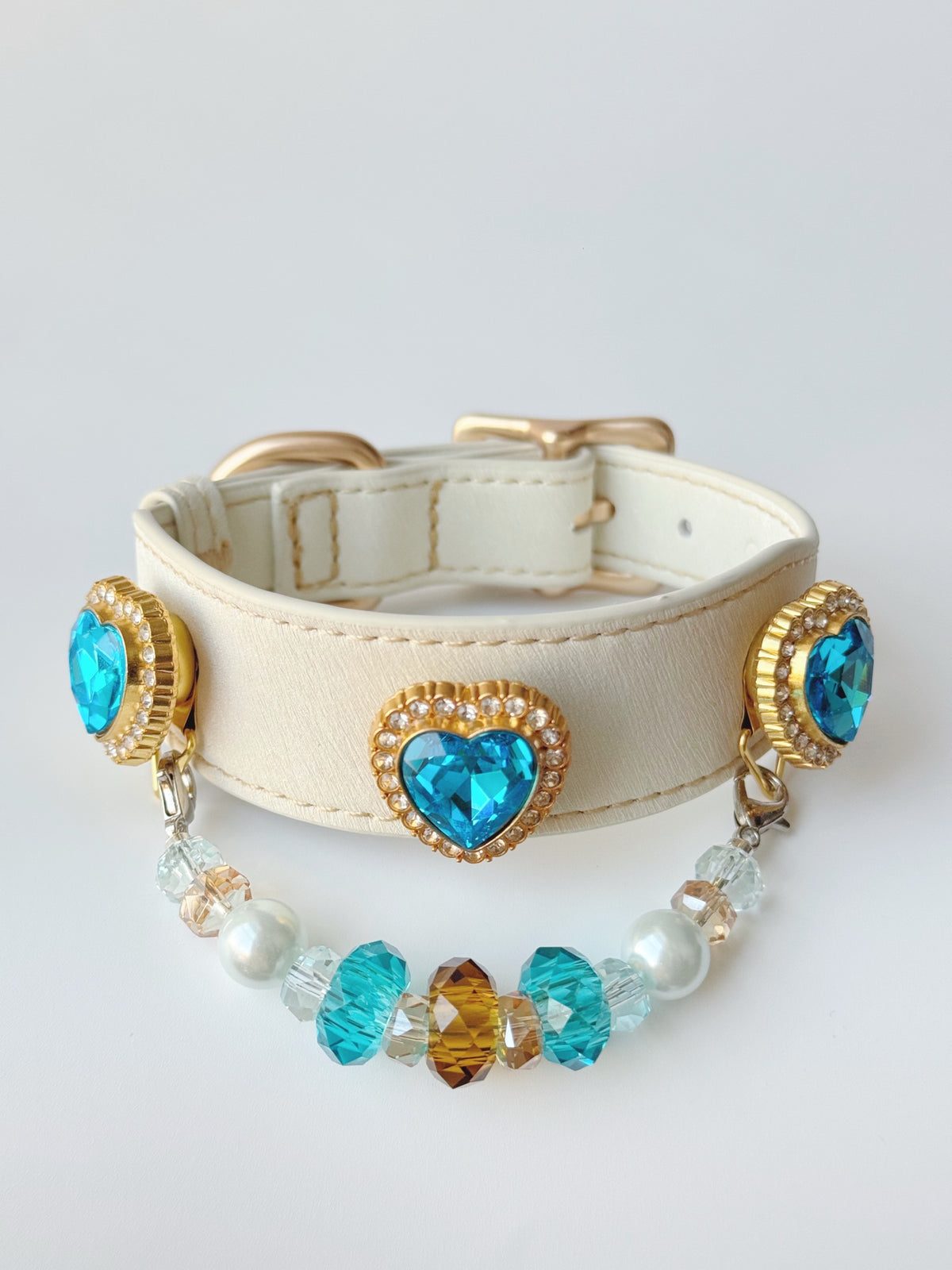 Pawlsle Trails Luxurious "Heart of the Ocean" crystal pet collar—an elegant white microfiber collar adorned with beaded gemstones. Style 4