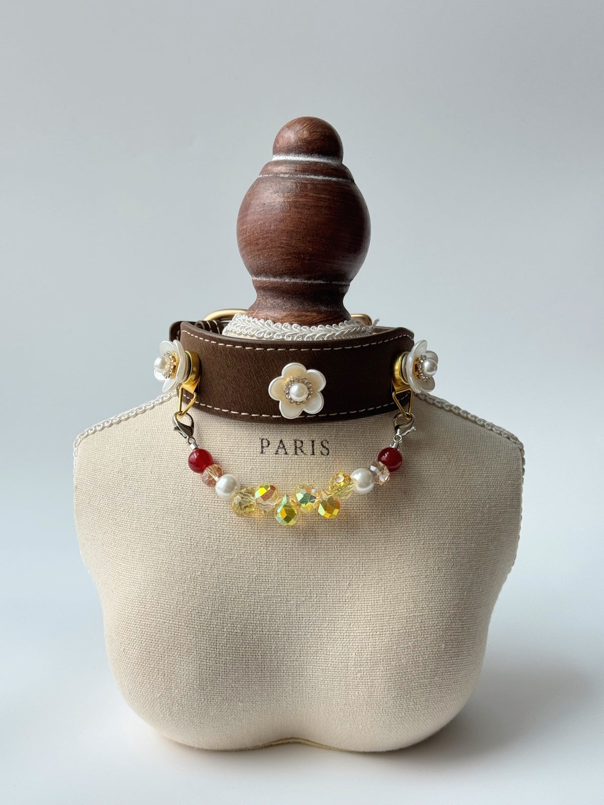 Pawlsle Trails Vintage-style pearl pet collar, crafted from luxurious microfiber leather and accented with a natural crystal chain—an elegant, handmade accessory for your pet.