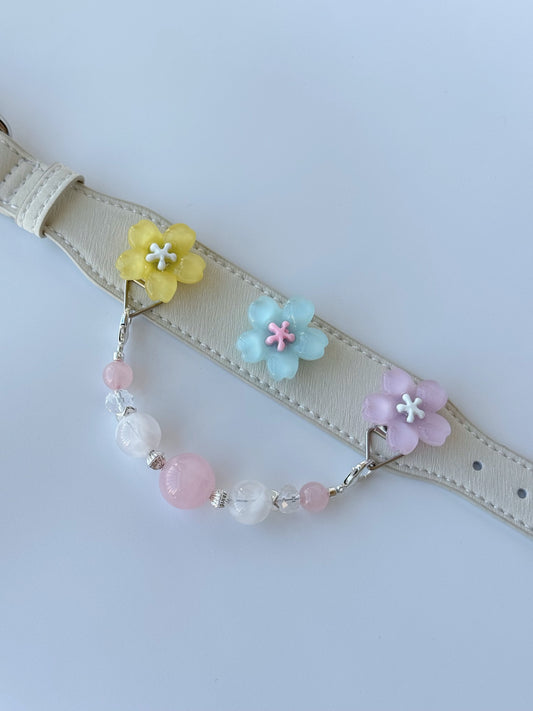 Pawlsle Trails Cherry Blossom Beaded Pet Collar – A handmade, rainbow-colored collar for cats and dogs, featuring a detachable beaded chain; this adorable, macaron-toned accessory is designed to be gentle and won’t snag or pull on your pet’s fur. Style 2