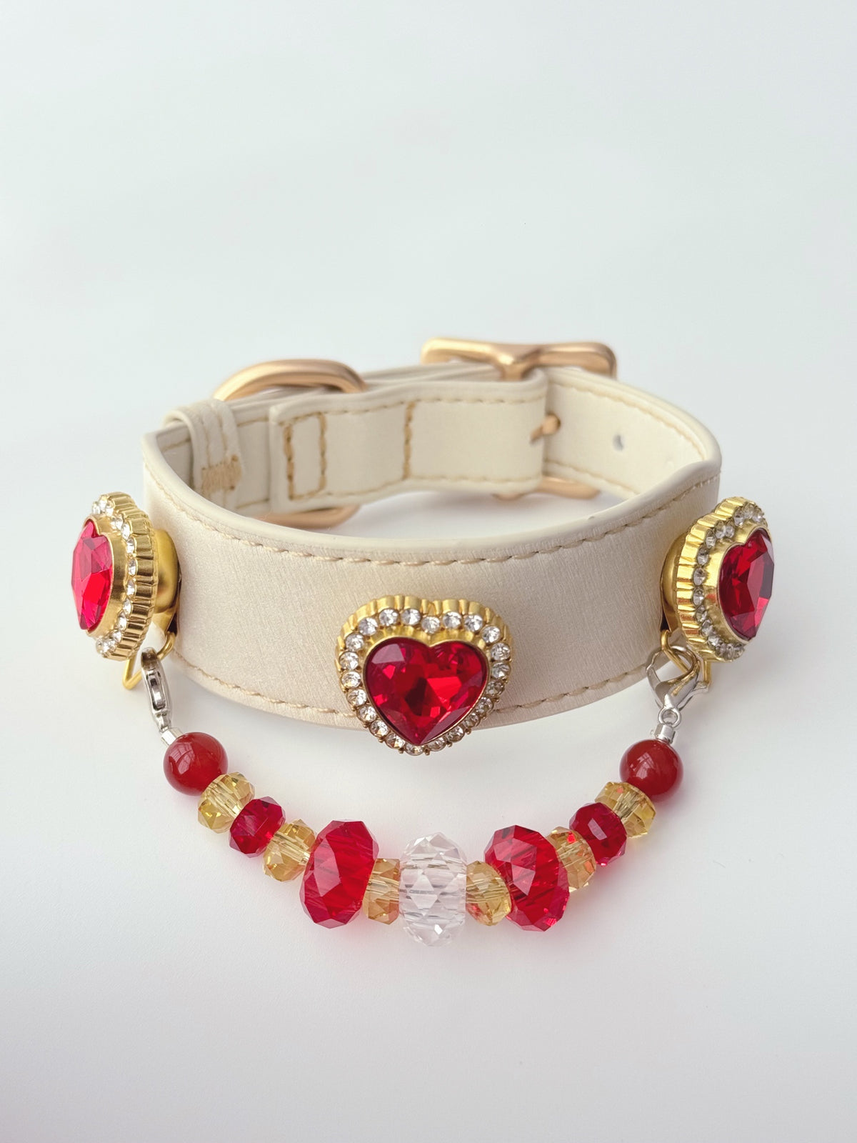 Pawlsle Trails Red Heart-Shaped Crystal Pet Collar, Luxurious Rhinestone Heart Dog Necklace, Elegant Pet Memorial Accessory Style 1